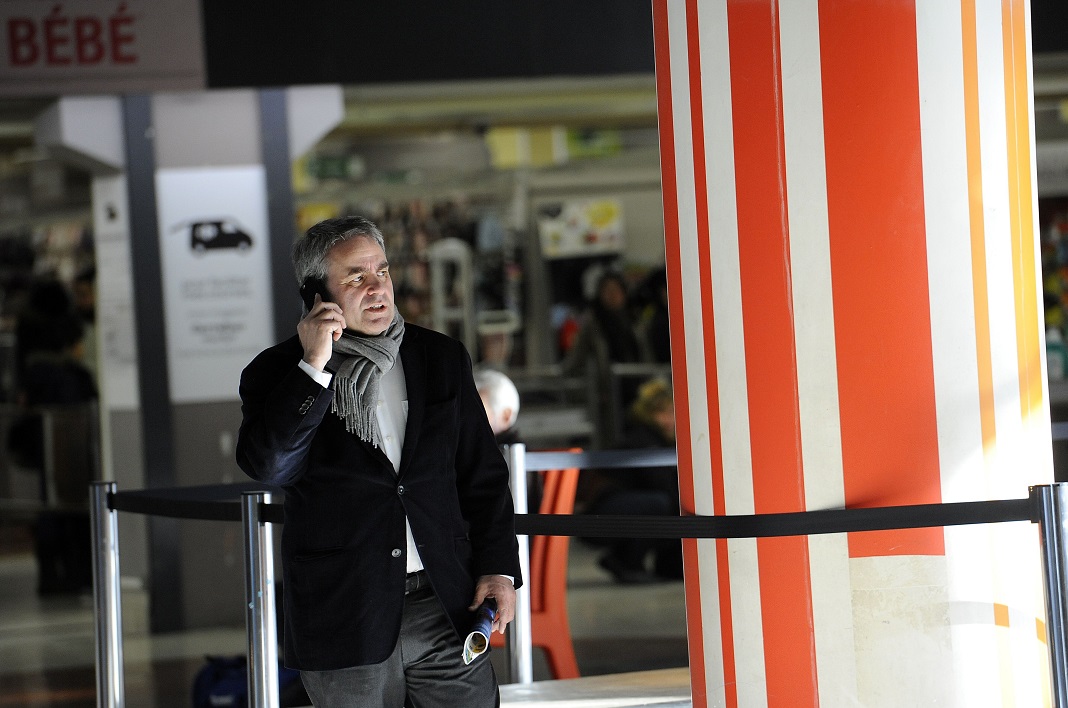 France: Xavier Bertrand visite Calais