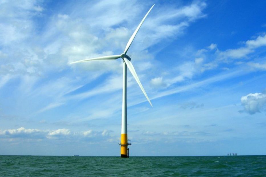 off-shore_wind_farm_turbine