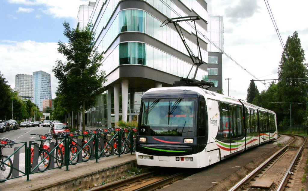 Le tram Lille-Lesquin est-il sur de bons rails ?