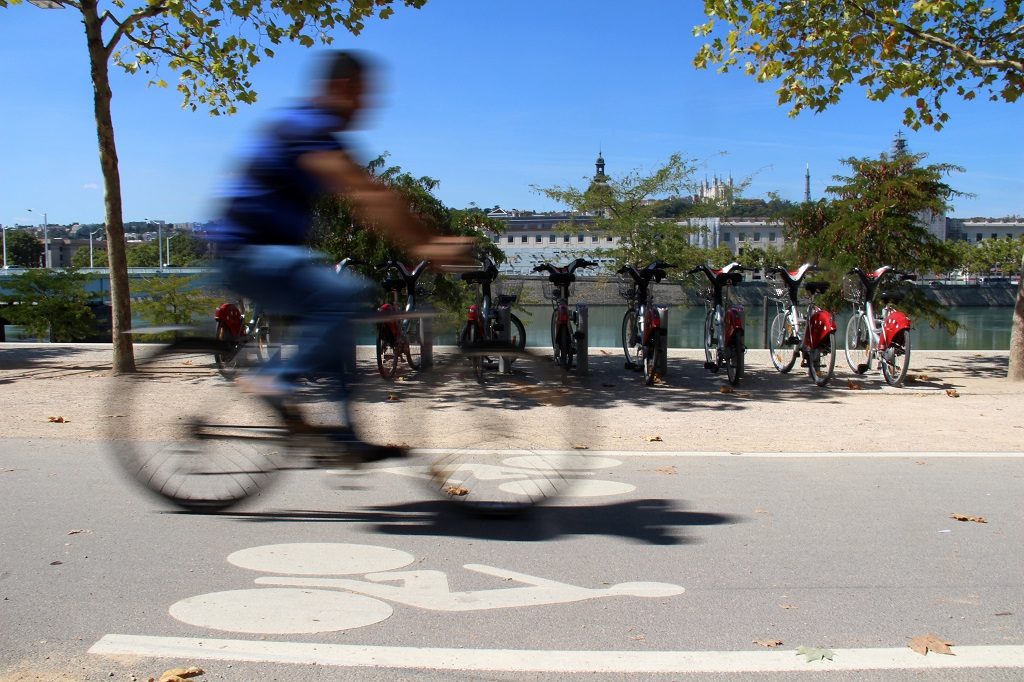 Vélo : Lyon en queue de peloton