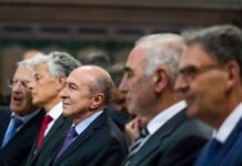 Gerard collomb at traditional vow of echevin, lyon