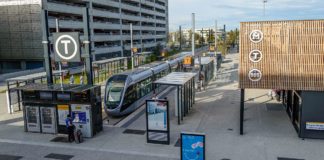 Terminus de la “virgule” du tram T2 de Toulouse à l’aéroport.