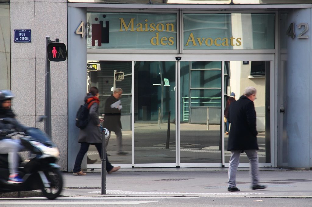 Comment les avocats lyonnais choisissent « le premier d’entre eux »