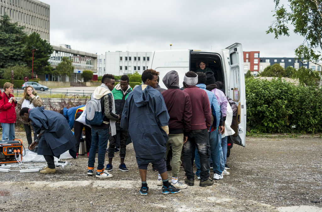 Migrants à Calais : « Pour les passeurs, c’est plus facile et plus rentable que les narcotrafics »