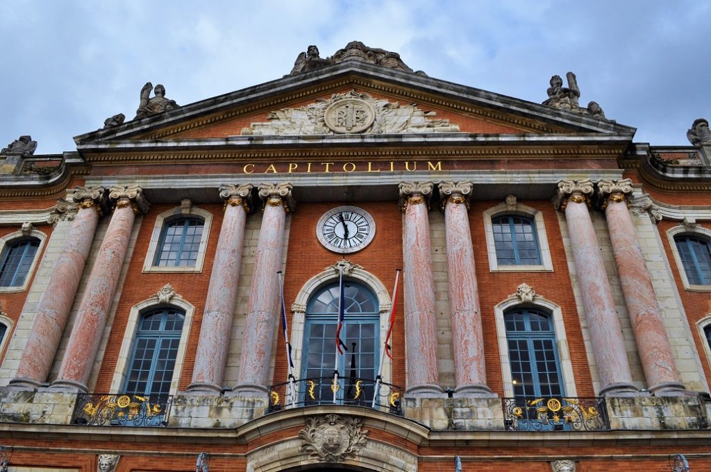 La mairie de Toulouse a dépensé près de 14 millions d’euros auprès de cabinets de conseil