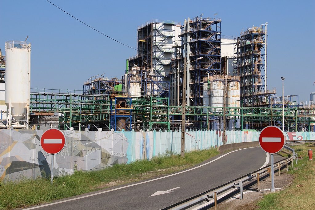 Nouvelles menaces sur la santé au travail des ouvriers de la chimie