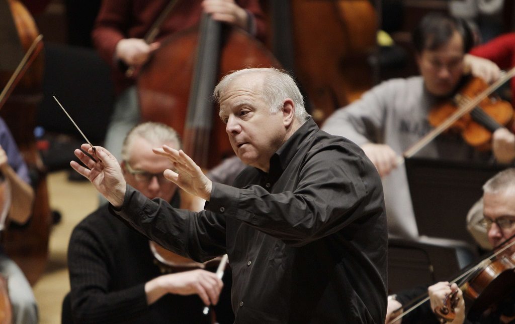 Orchestre national de Lyon : la préretraite en or du chef Leonard Slatkin