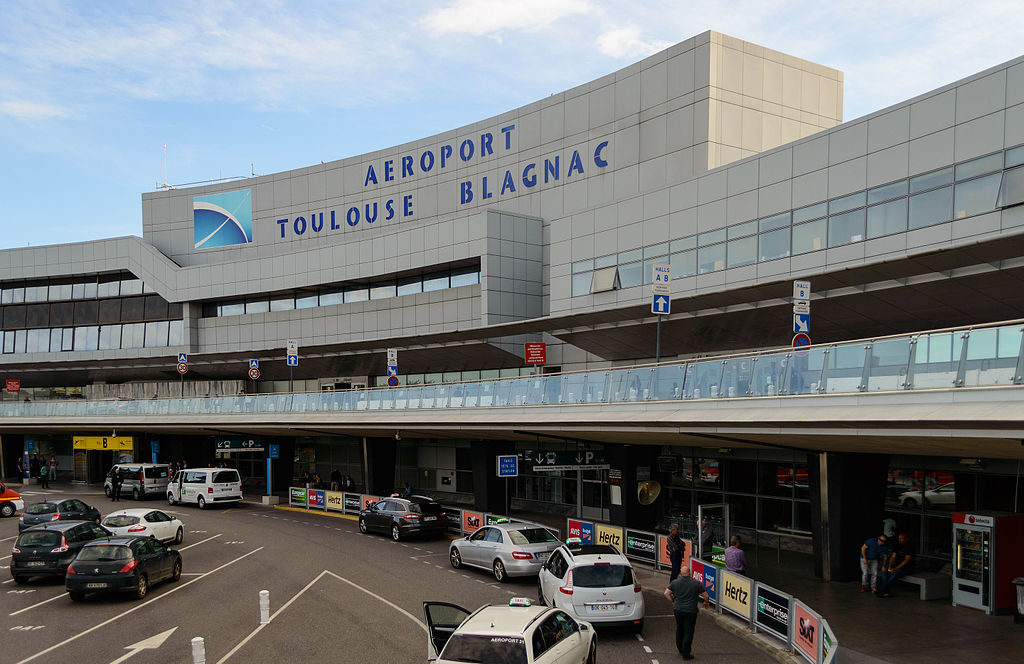 Aéroport Toulouse‐Blagnac : le scandale Macron