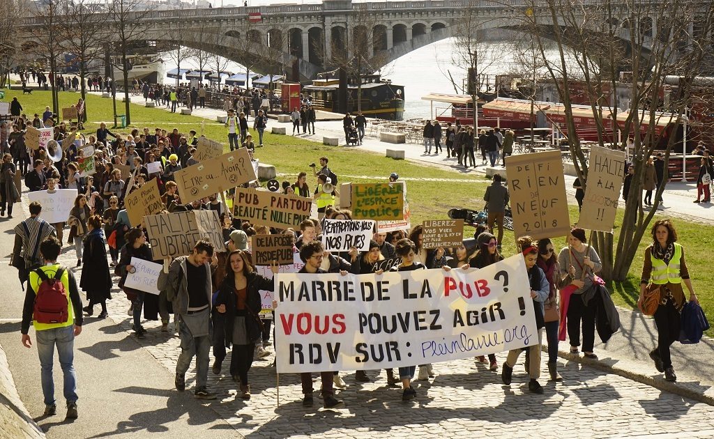 TRIBUNE – Pourquoi le Grand Lyon doit réduire la publicité dans l’espace public