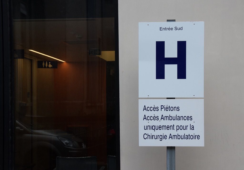 A l’hôpital Lyon‐Sud, « on regarde des patients s’éteindre à petit feu »