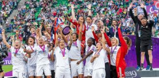 Olympique Lyonnais feiert den erneuten Titel; Jubel, celebration