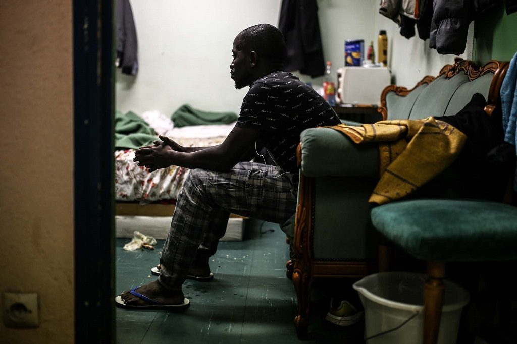 [En images] Migrants : six mois dans les squats du Grand Lyon