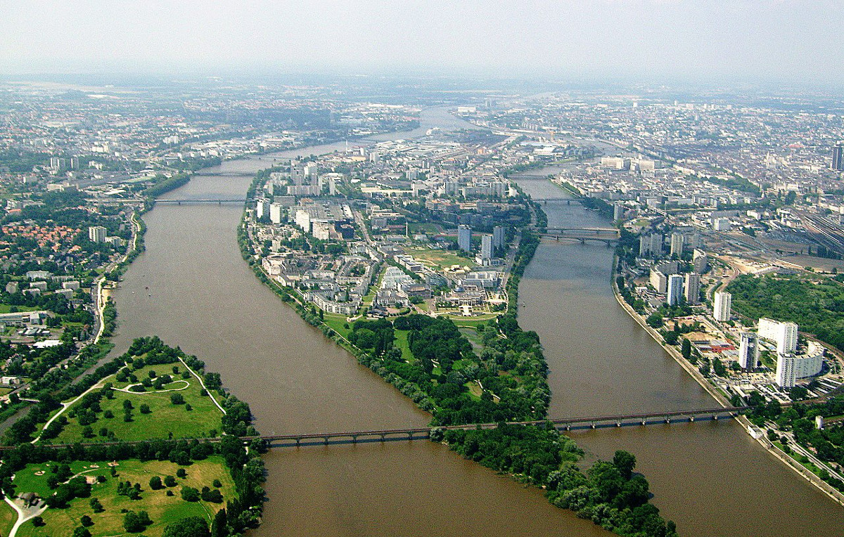 1280px-Ile_de_Nantes