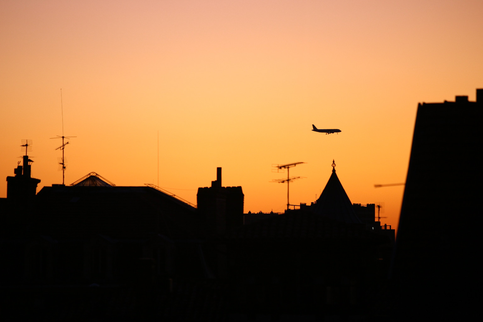 avion coucher de soleil toulouse