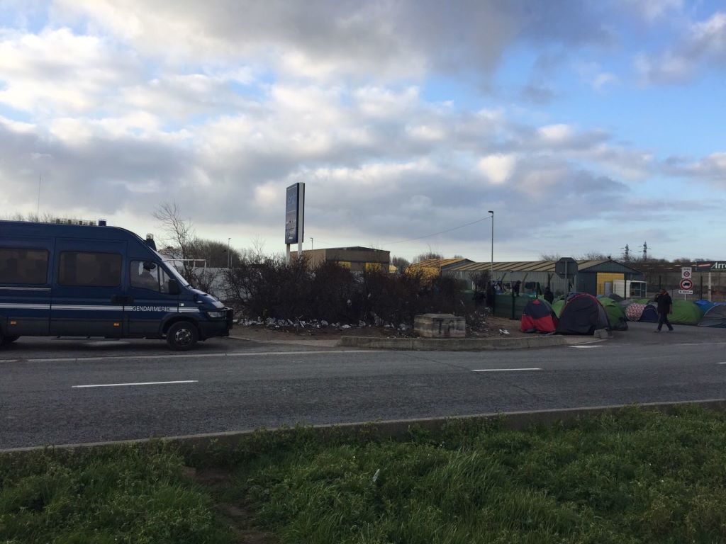 Deux premiers cas de Covid‐19 détectés parmi les migrants de Calais