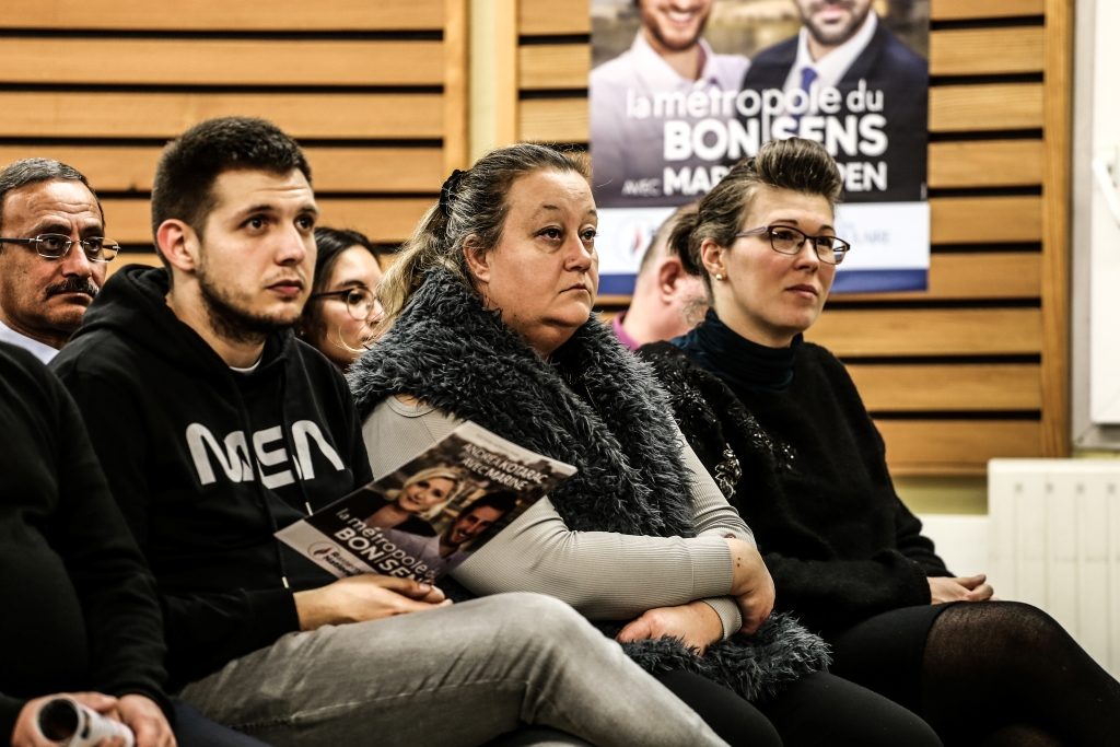 [En images] Municipales : les yeux dans le public de la campagne lyonnaise