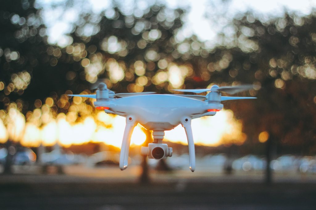 Comment sont utilisés les drones pour faire respecter le confinement ?