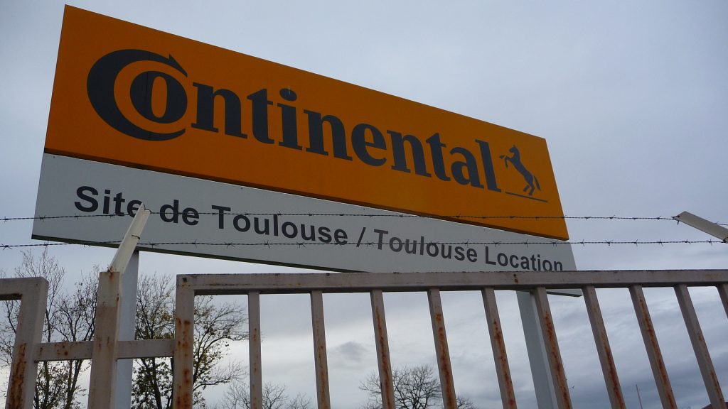 Les syndicats de Continental automotive rejettent le gel des salaires