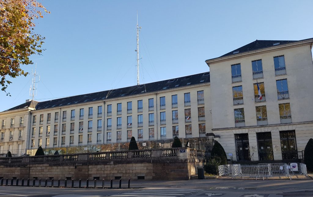 La préfecture de Nantes se barricade