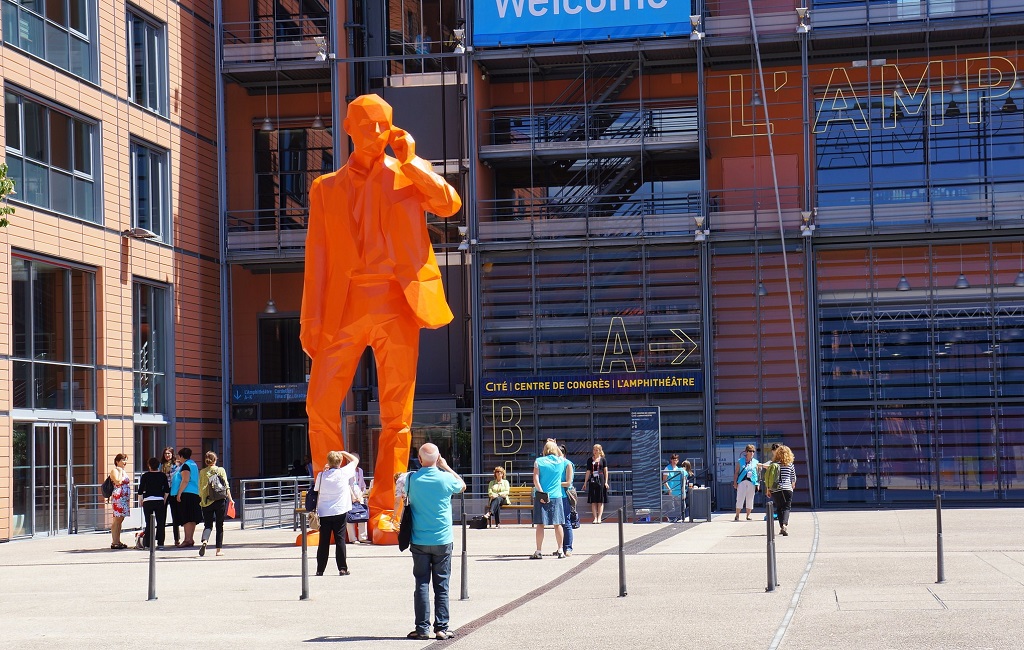 Centre des congrès de Lyon : la grosse ristourne de la Métropole à GL Events… qui licencie