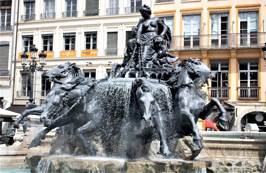 L’eau du Grand Lyon en régie publique : les inconnues d’un dossier à risques