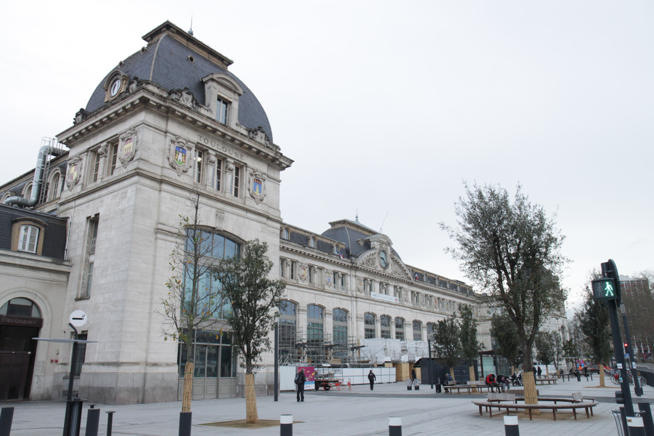 Un plaquage ventral a-t-il mal tourné à la gare de Toulouse ?