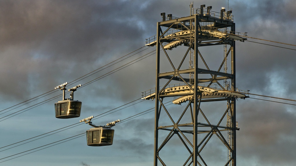 Grand Lyon : le téléphérique de Bruno Bernard ne coûtera‐t‐il vraiment que 160 millions d’euros ?