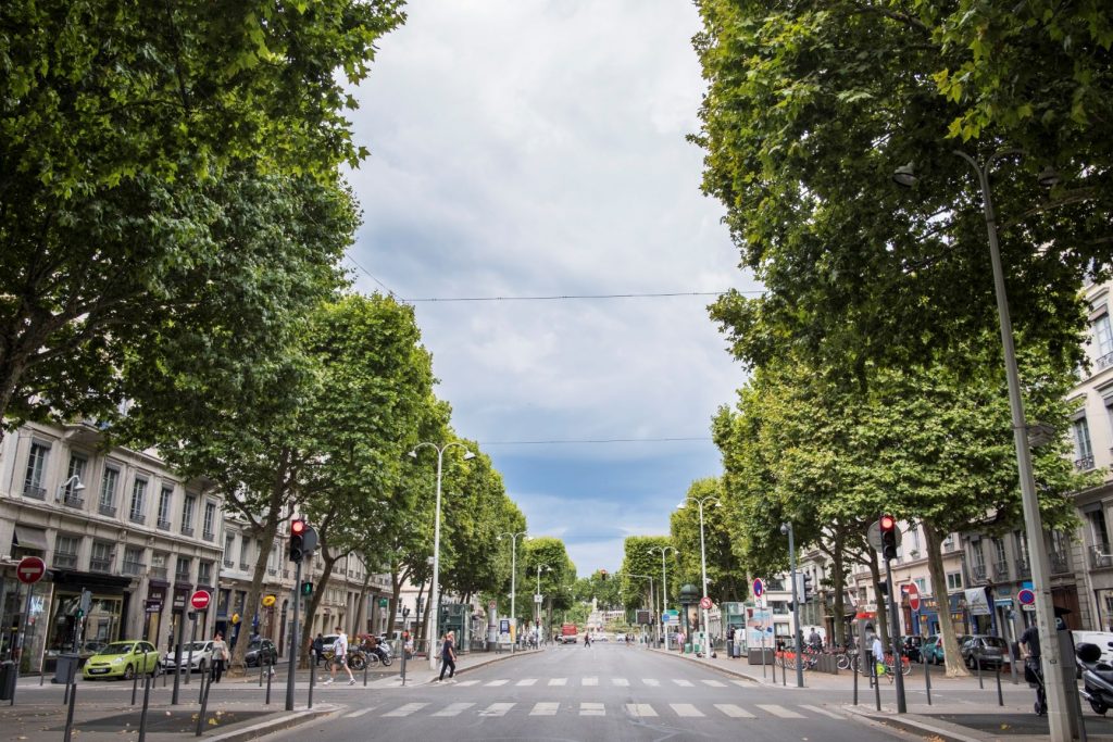 Urbanité : des berges du Rhône au périphérique, enquête le long d’un axe