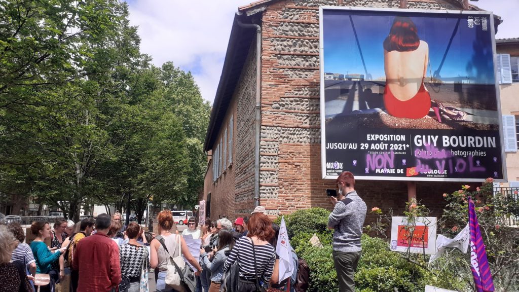 Polémique sur l’exposition Guy Bourdin au Matou