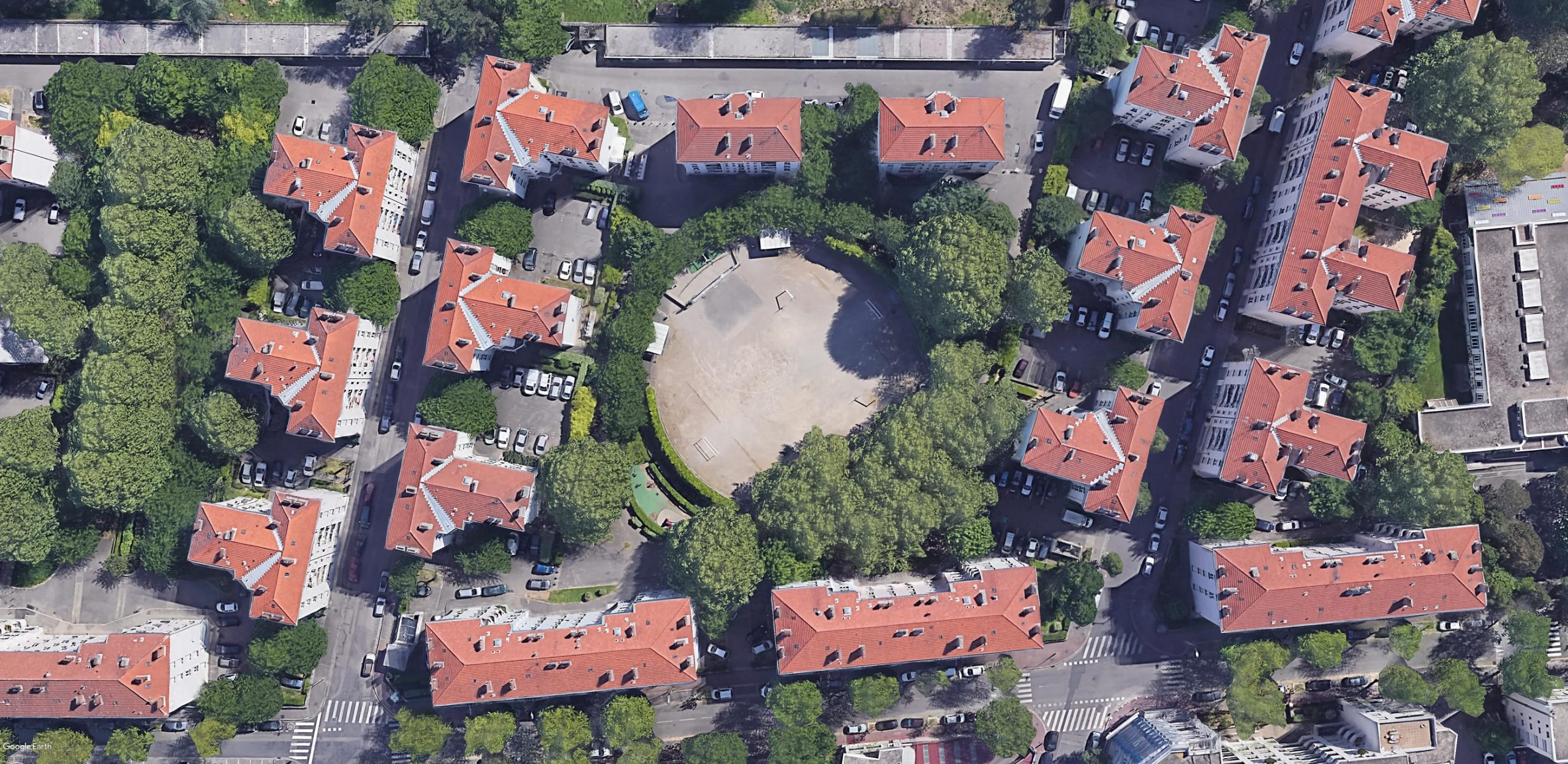 Lyon vue du ciel : à la poursuite du « rêve » pavillonnaire | Mediacités