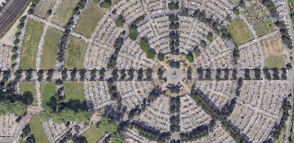 Lyon vue du ciel : quand la ville rejoint ses défunts