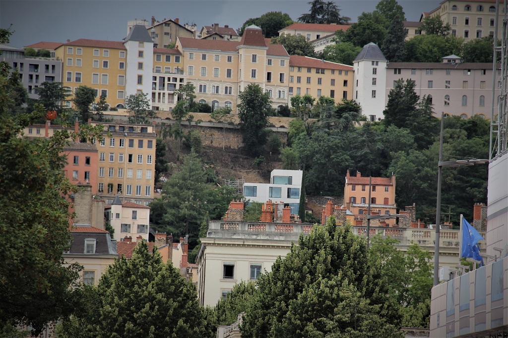 Massacre à la tronçonneuse sur la colline de Fourvière