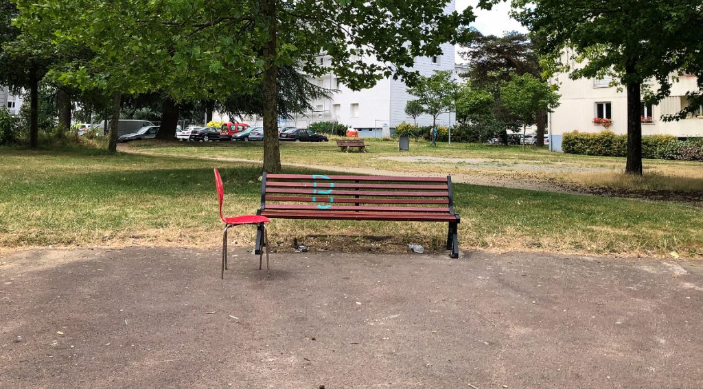 Une année à la Boissière : du trafic sur les bancs publics