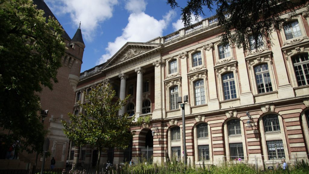 A Toulouse, le « système Mounier » fait des ravages au Capitole