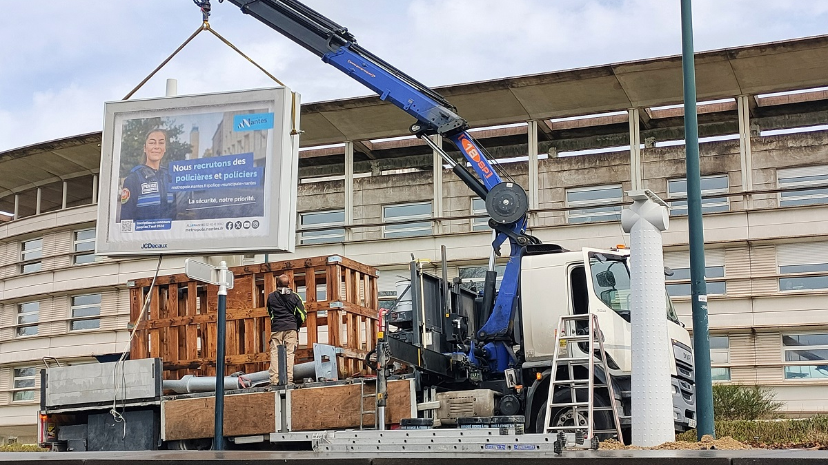 Suppression des panneaux publicataires-fotor-20240328105414