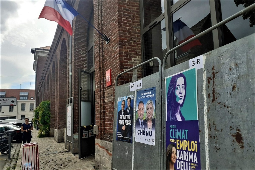 Elecions-regionales-Hats-de-France-Bureau-de-vote