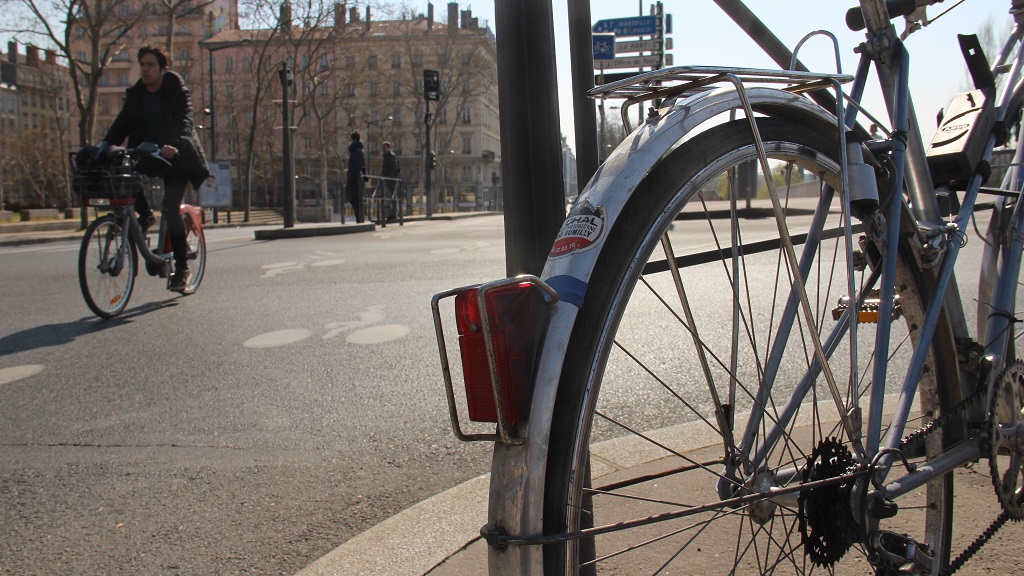 Vélos, ZFE, gros sous et « brigade logement » au menu du prochain conseil métropolitain du Grand Lyon