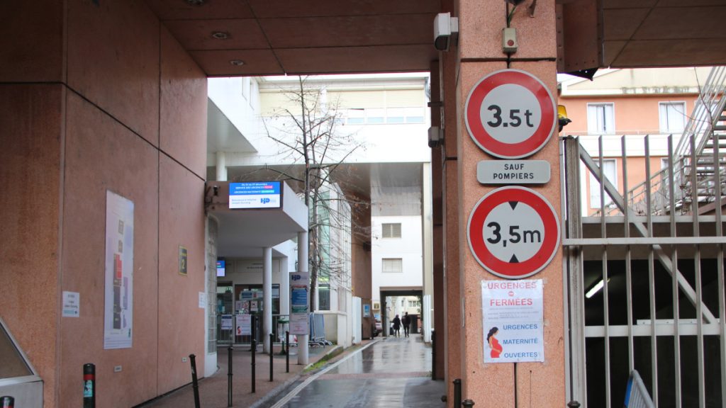 Le directeur de l’hôpital Joseph Ducuing sur la sellette