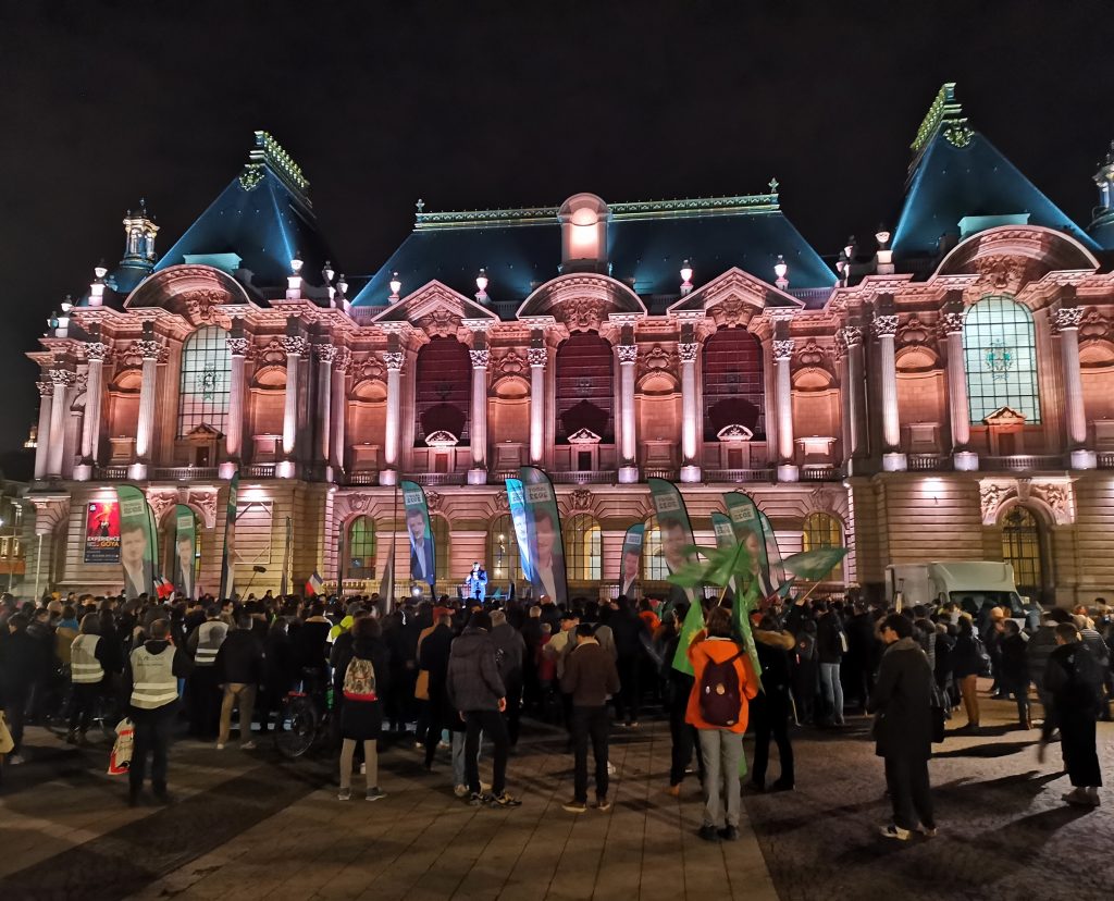 #OnRefaitLeMeeting : Yannick Jadot essuie les plâtres à Lille pour sa « tournée des possibles »