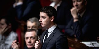 FRA : Assemblee Nationale : Questions au Gouvernement