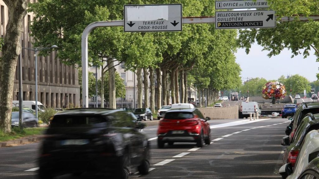 Berges du Rhône, Microsoft et création de drapeaux au menu du conseil municipal de Lyon