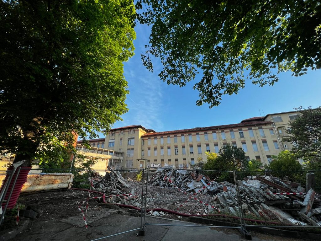 Un chantier de désamiantage ni fait ni à faire au CHU de Toulouse