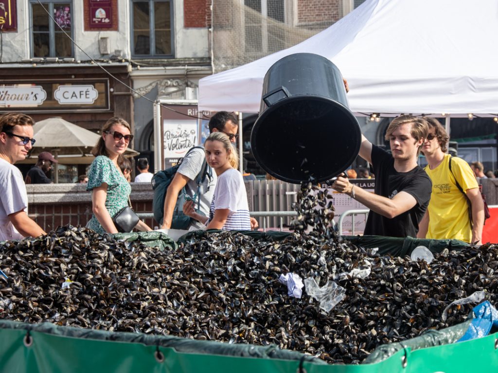 À Lille, le rêve inatteignable d’une braderie propre