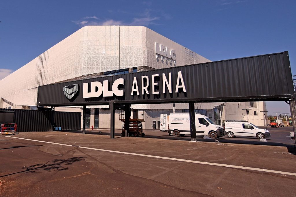 Olympique lyonnais  : pourquoi la vente de la LDLC Arena est inquiétante