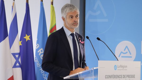 Soupçons d’emplois « fantômes » autour de Laurent Wauquiez : des locaux de la Région perquisitionnés