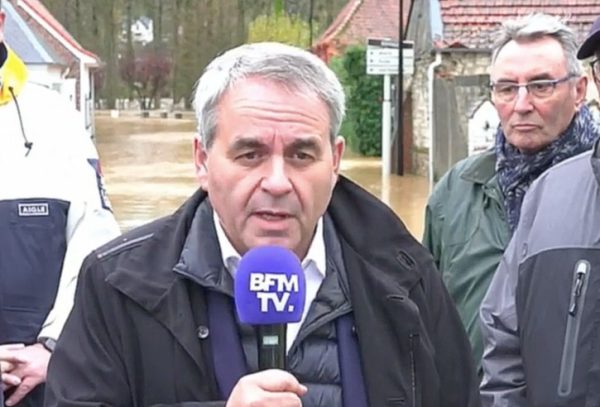Xavier Bertrand a‑t‐il raison de minimiser le rôle de l’artificialisation des sols dans les inondations ?