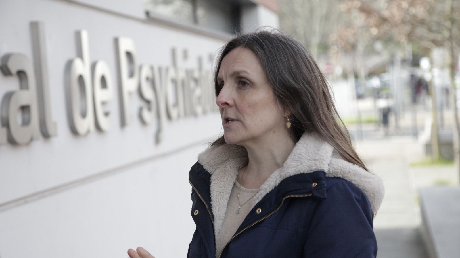 Anne Stambach-Terrenoir, députée LFI Visite hôpital psychiatrie