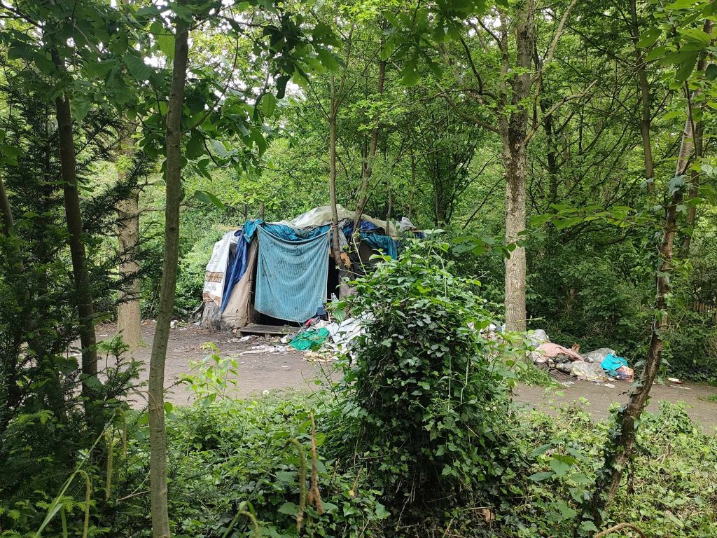 Les migrants du parc Matisse menacés d’expulsion