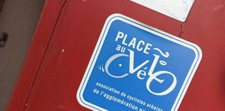 Dans les locaux de Place au vélo à Nantes (c) Thibault Dumas (2)