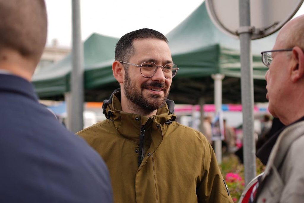 Législatives 2024 : À Roubaix, l’Insoumis David Guiraud prend date pour les prochaines municipales